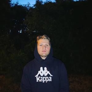 Meet your Posher, Titom